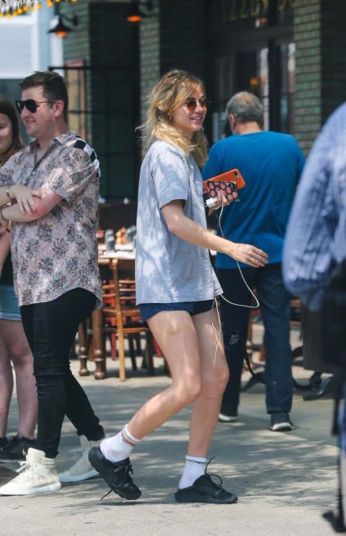 Suki Waterhouse Stills in Shorts Out in New York 4