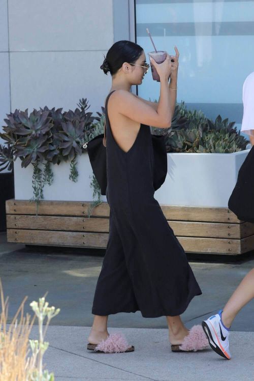 Vanessa Hudgens Stills at Equinox Fitness in West Hollywood 4