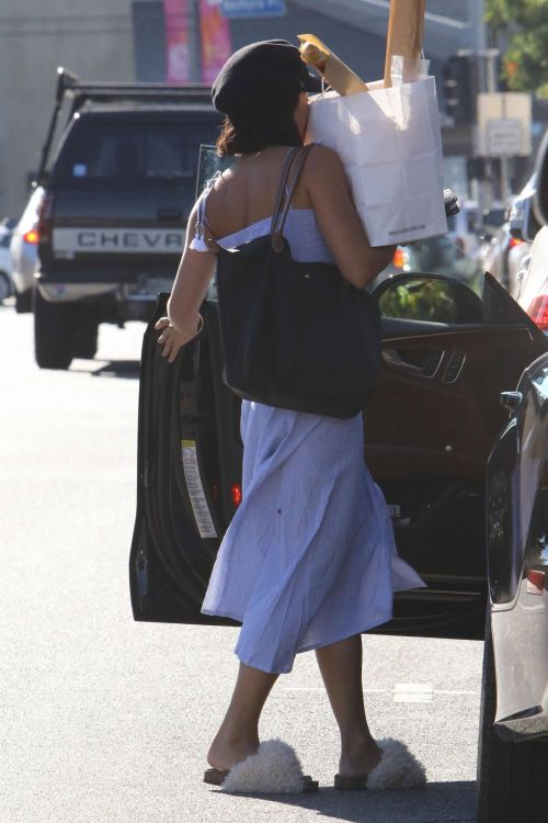 Vanessa Hudgens Stills Hides Behind a Bag of Baguettes in Studio City 7