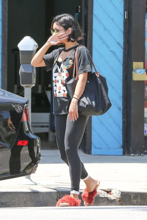 Vanessa Hudgens Stills at Sun Cafe in Los Angeles 3