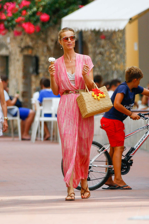 Eva Herzigova and Gregorio Marsiaj Stills Out in Varigitti Photos 16