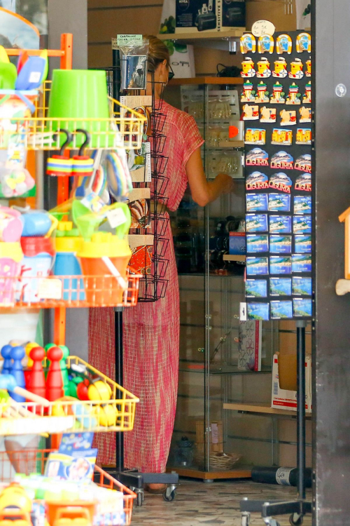 Eva Herzigova and Gregorio Marsiaj Stills Out in Varigitti Photos 5