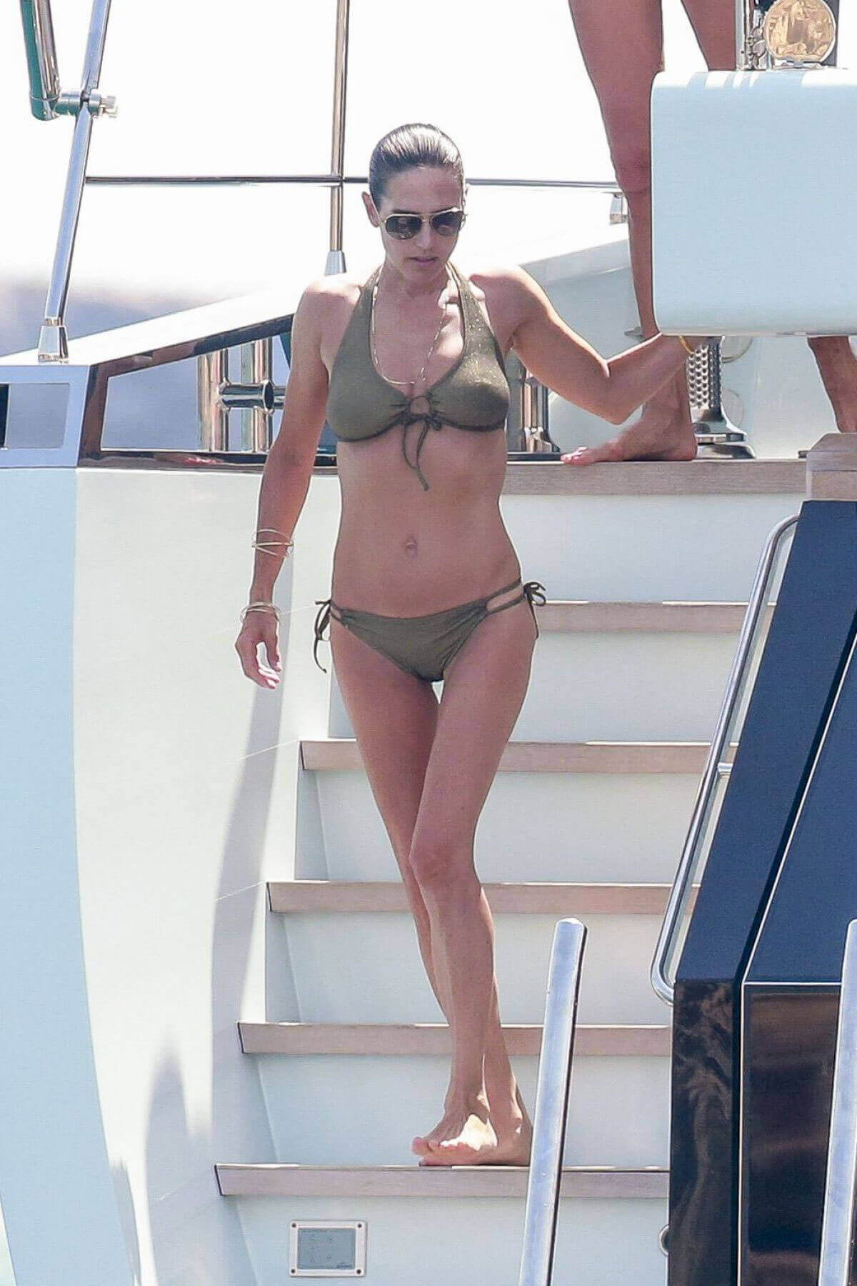 Jennifer Connelly Stills in Bikini at a Yacht in Ibiza