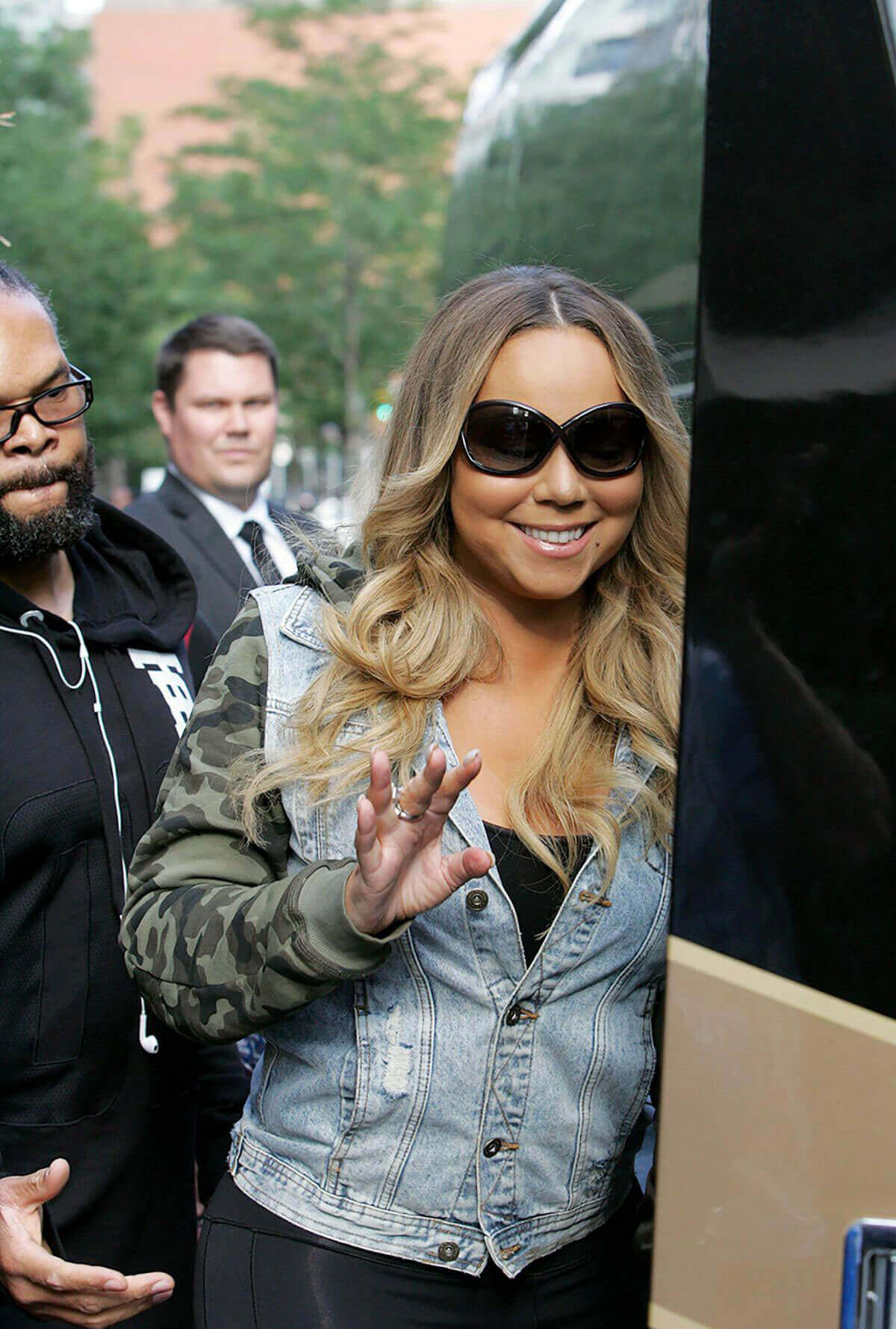 Mariah Carey Stills Leaves Four Seasons Hotel in Toronto