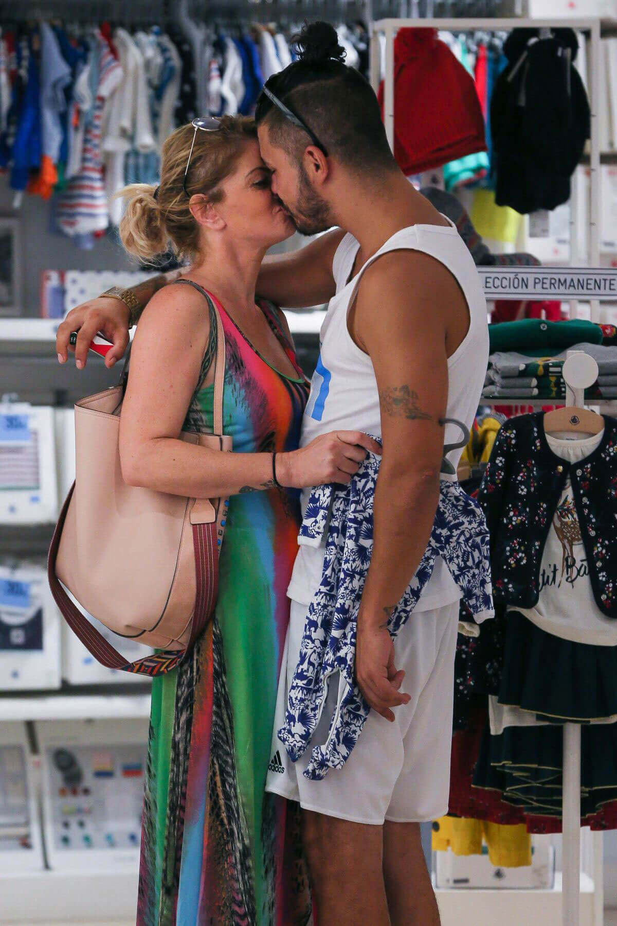 Pregnant Danniella Westbrook and Alan Thomason Stills Out in Palma De Mallorca