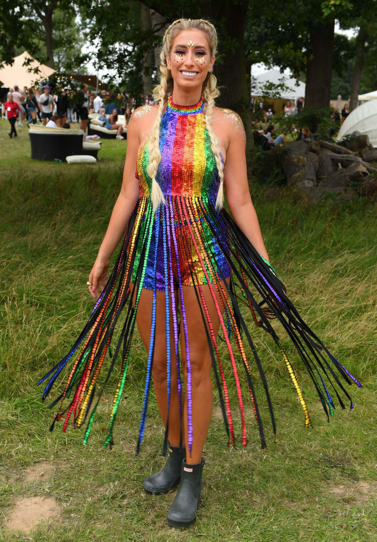 Stacey Solomon Stills at V Festival in Chelmsford Photos