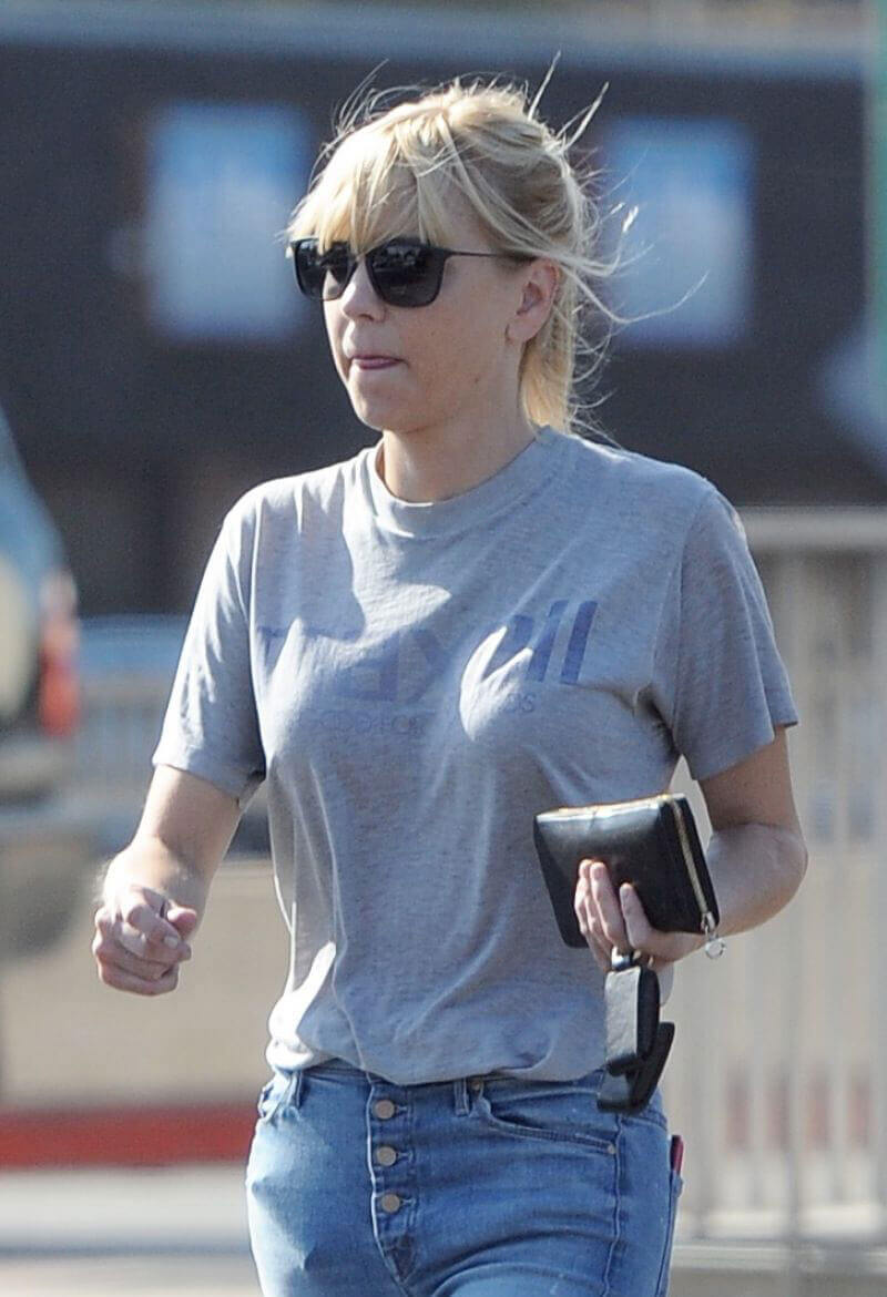 Anna Faris Stills Emerges for the First Time Since Filing for Divorce with Chris Pratt