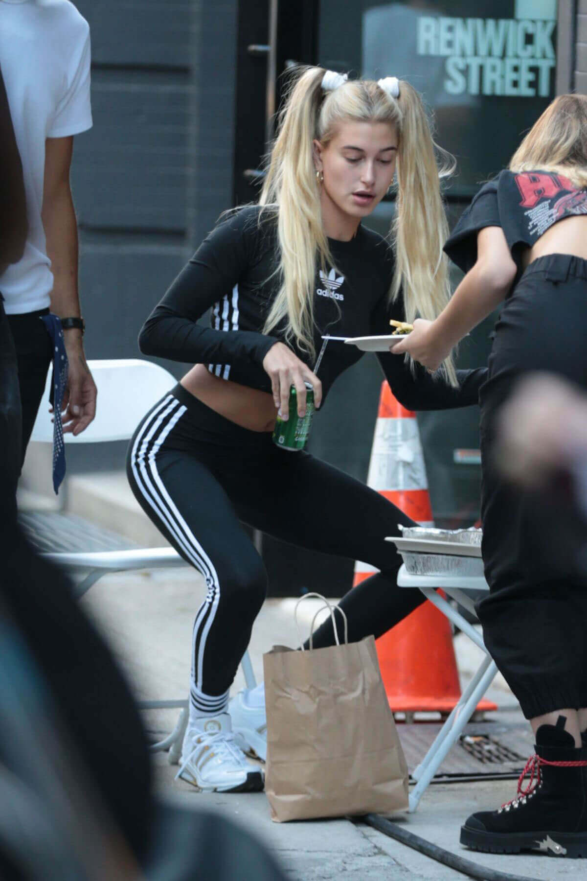 Hailey Baldwin on the Seof of a Photoshoot in New York