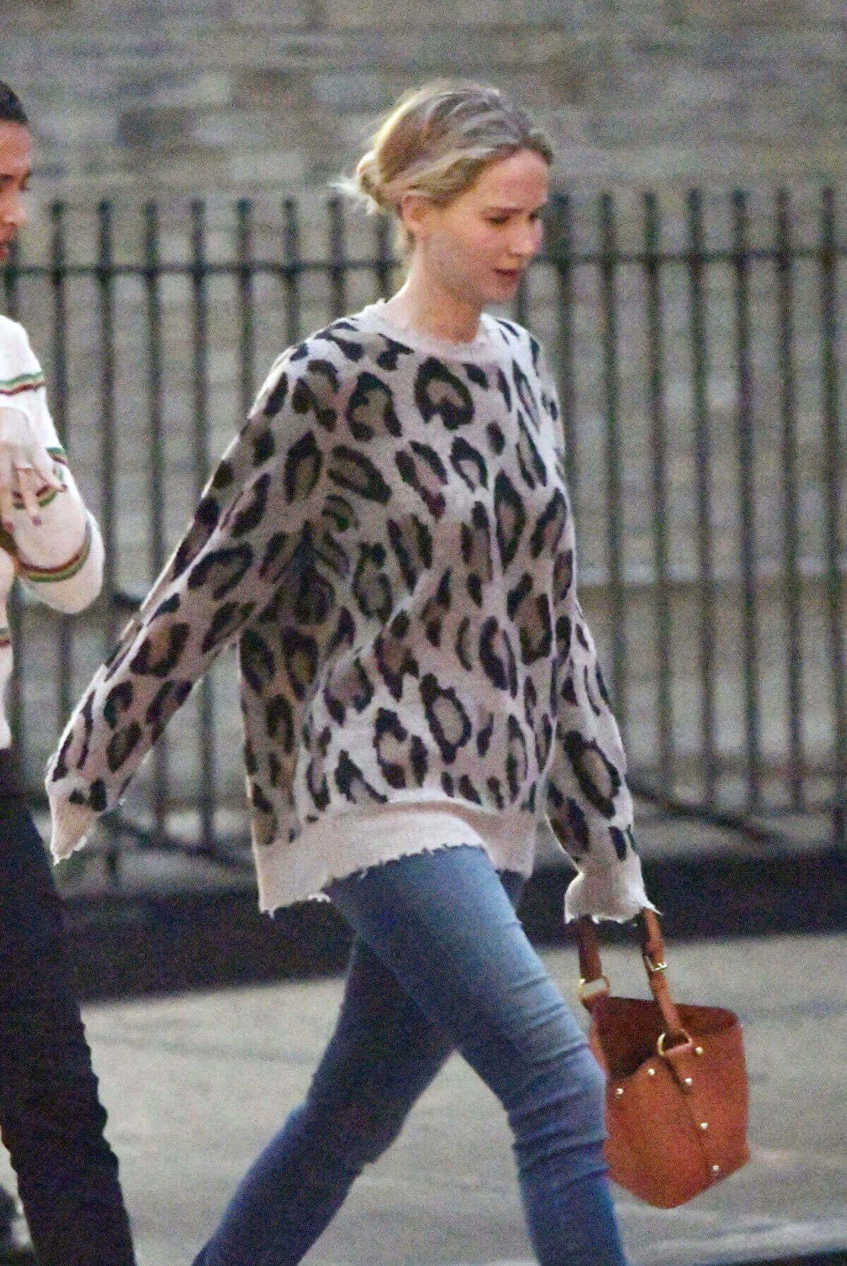 Jennifer Lawrence Stills Out and About in New York Photos