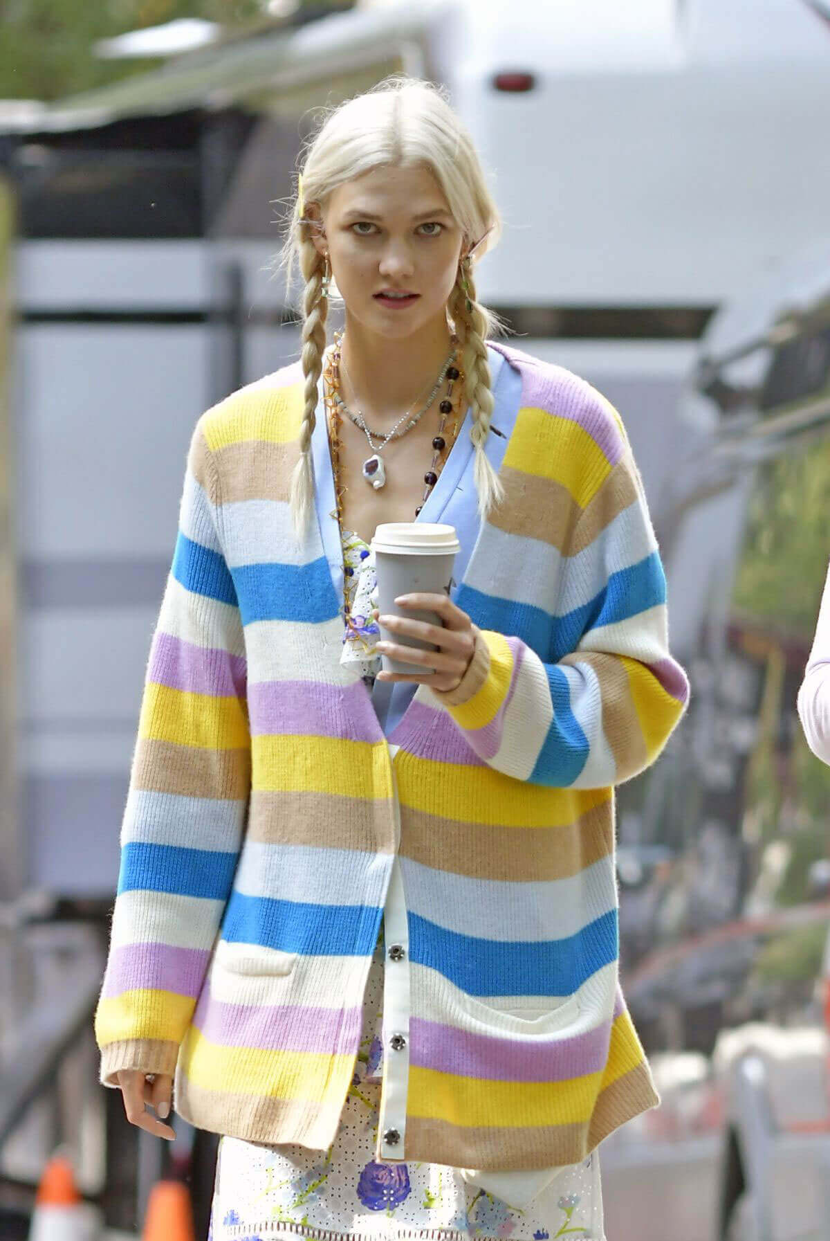 Karlie Kloss Stills on the Set of a Photoshoot in New York