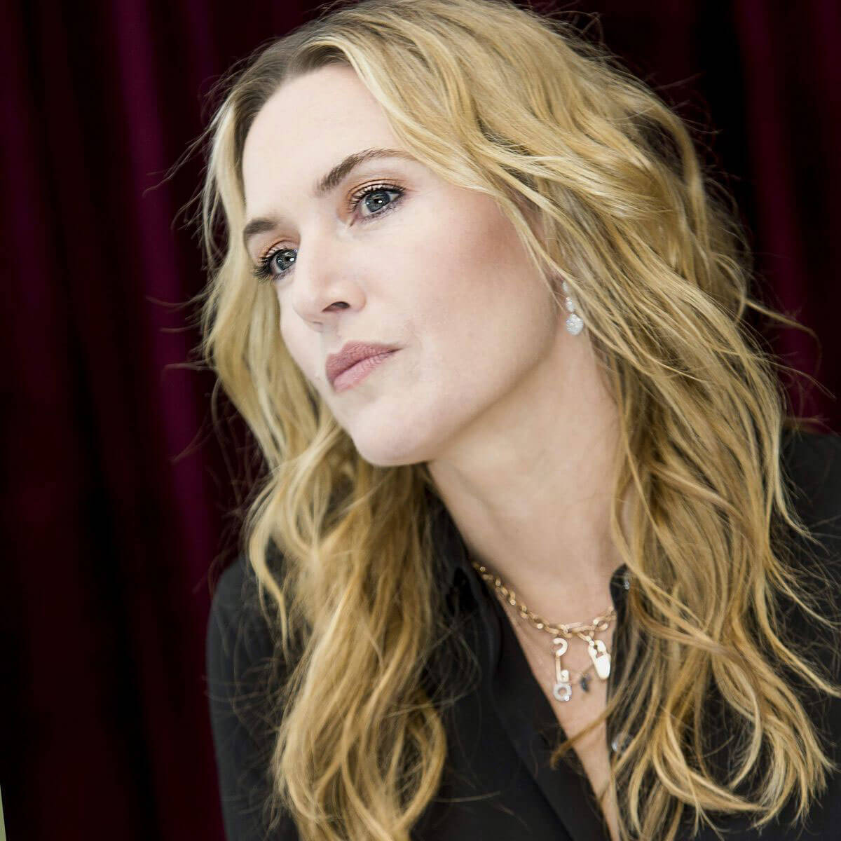 Kate Winslet Stills at The Mountain Between Us Photocall at 2017 TIFF