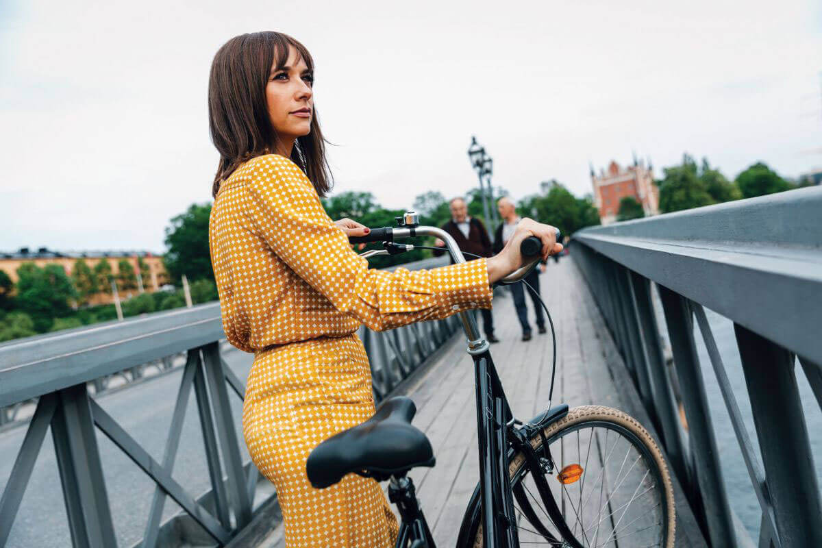 Rashida Jones Poses for Here Magazine, September 2017