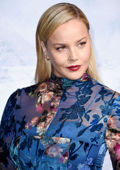 Abbie Cornish Stills at Geostorm Premiere in Los Angeles 9