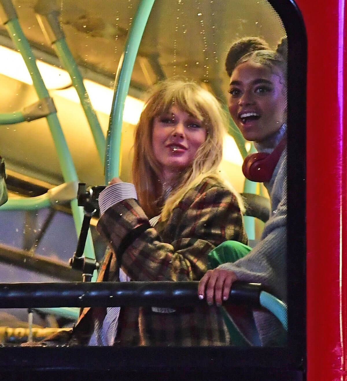 Taylor Swift Stills on the Set of Her New Music Video in London