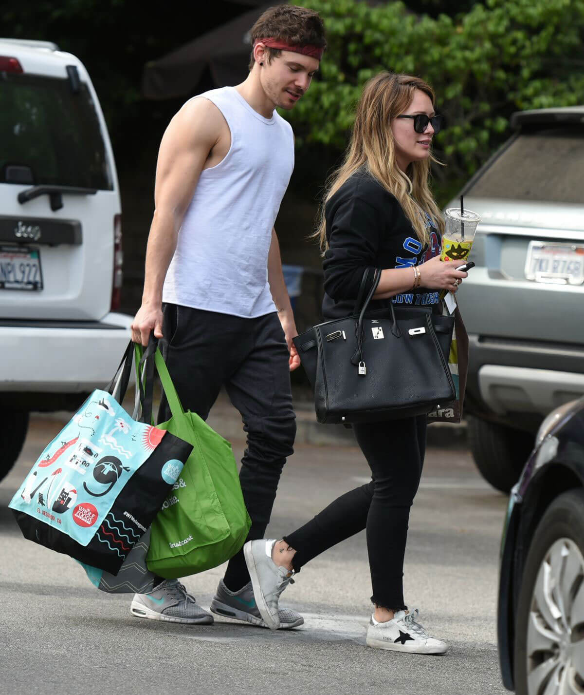 Hilary Duff and Matthew Koma Stills Out Shopping in Los Angeles