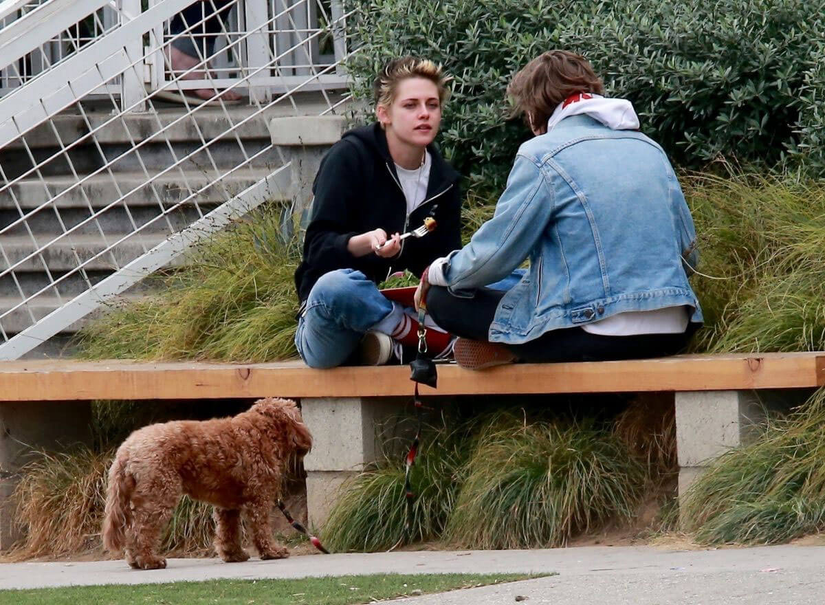 Kristen Stewart and Tamra Natisin Stills at a Dog Park in Los Feliz