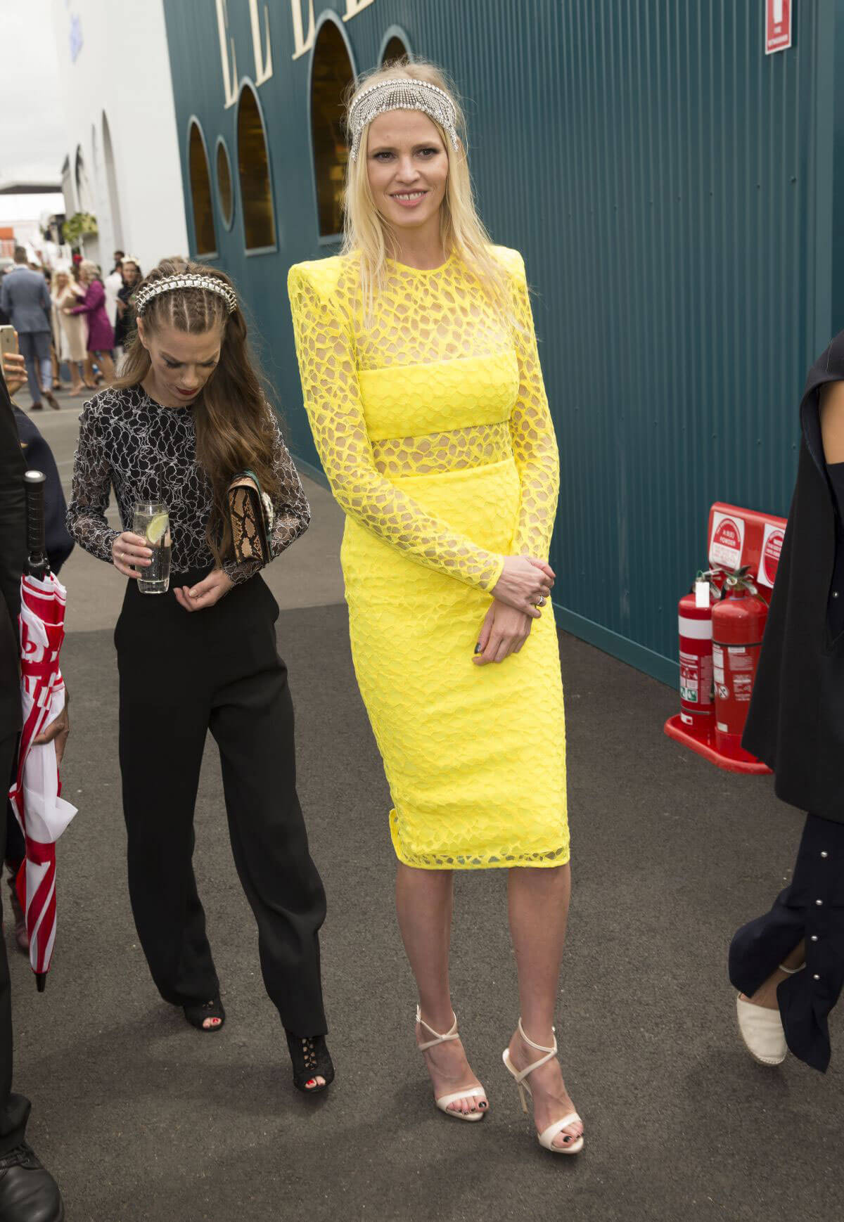 Lara Stone Stills at 2017 Melbourne Cup Horse Race Images