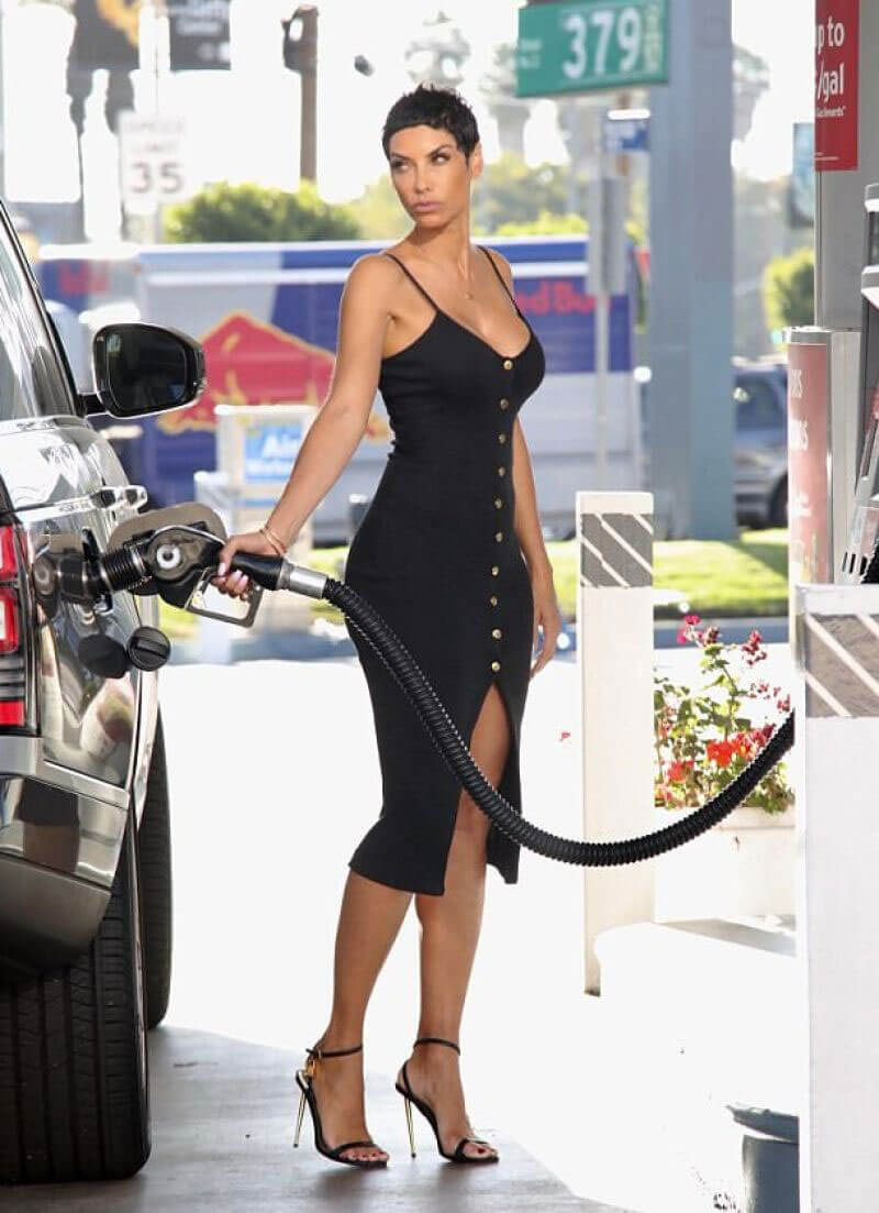 Nicole Murphy Stills at a gas station in Los Angeles