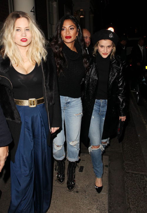 Nicole Scherzinger and Ashley Roberts Stills Night Out in London, November 2017