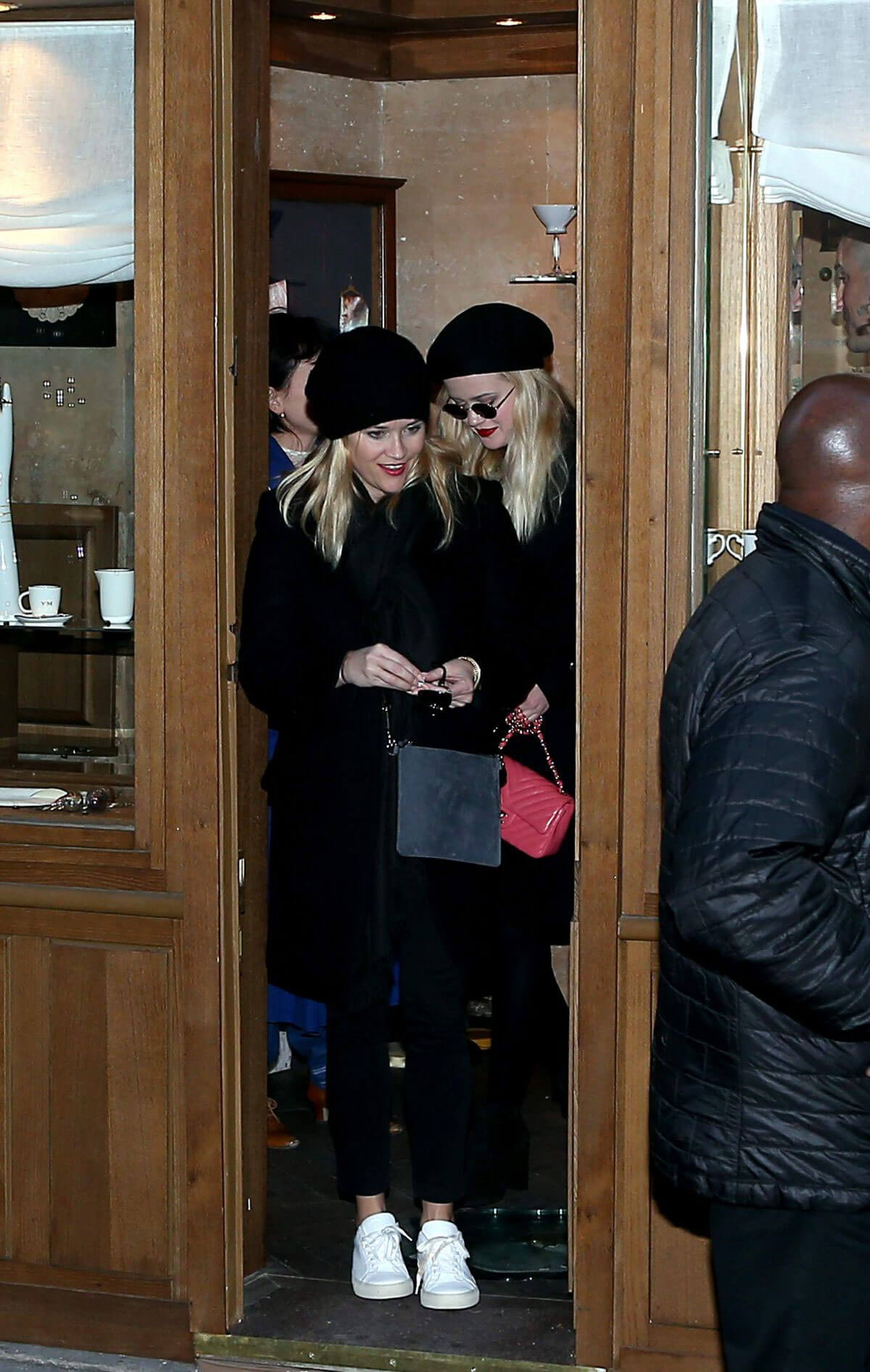 Reese Witherspoon and Ava Phillippe Out Shopping in Paris Photos