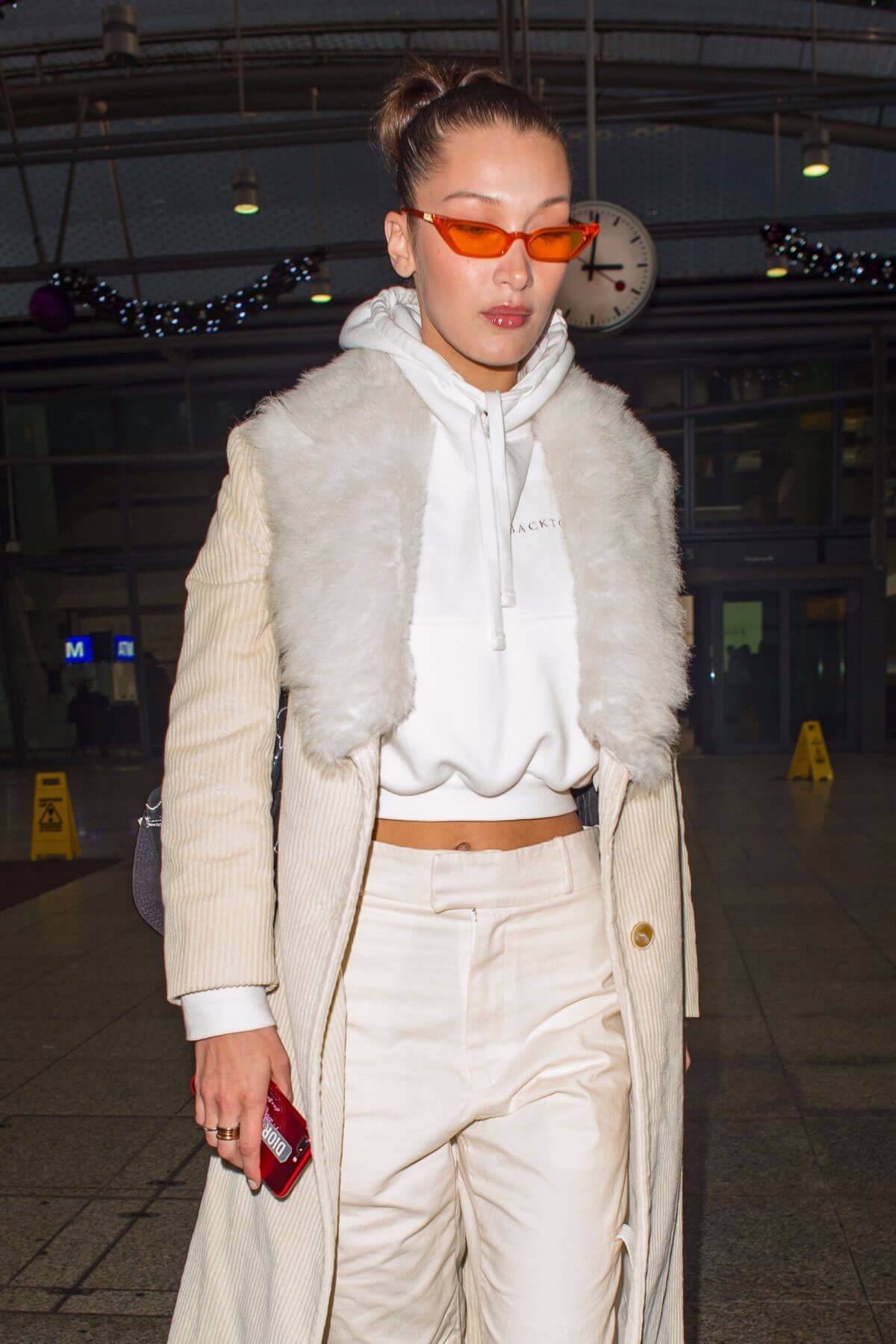 Bella Hadid Stills at Heathrow Airport in London 2017/12/07