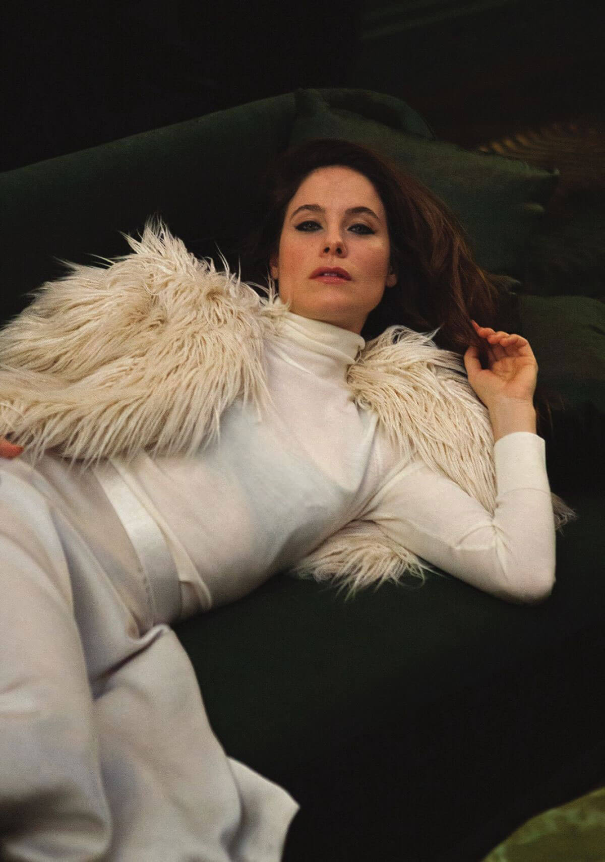 Caroline Dhavernas Poses for The Kit, November 2017 Photos