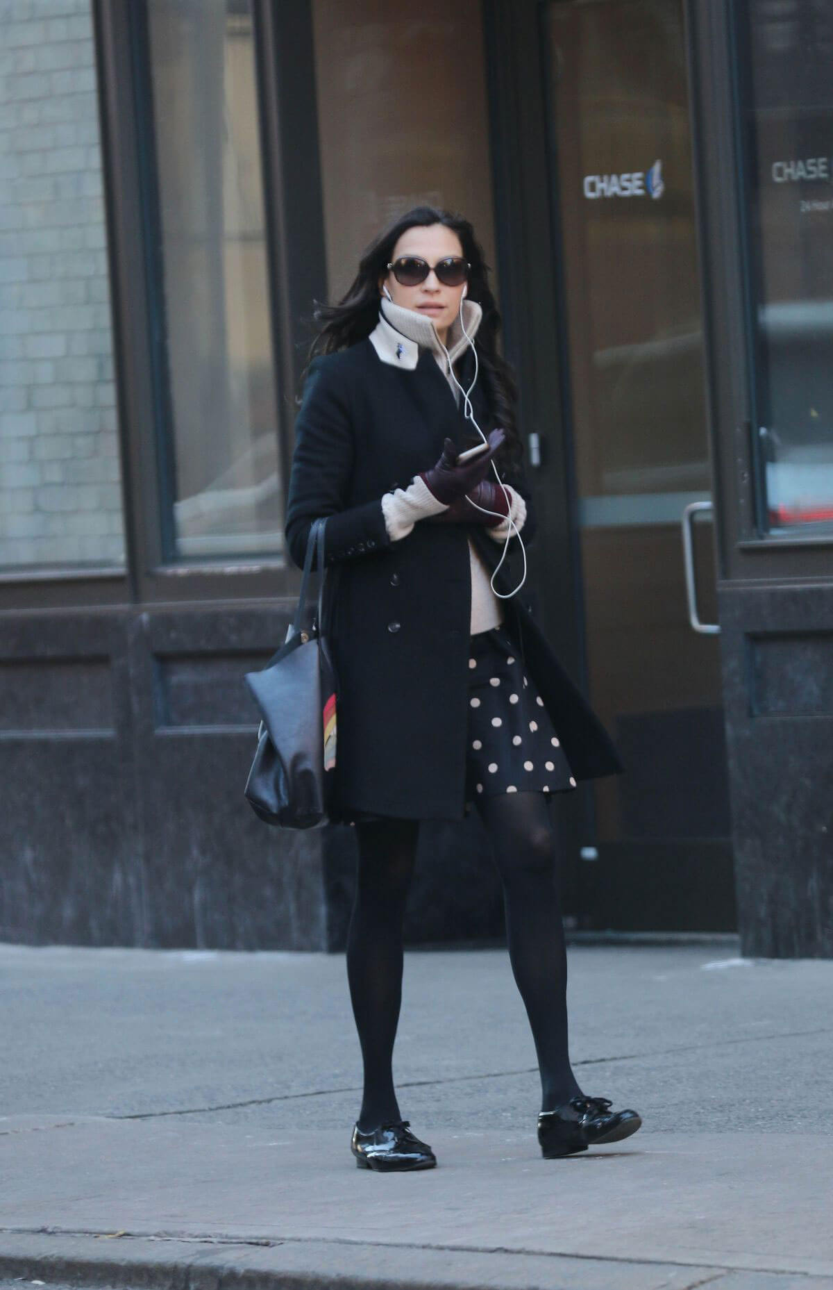 Famke Janssen Out and About in New York 2017/12/21