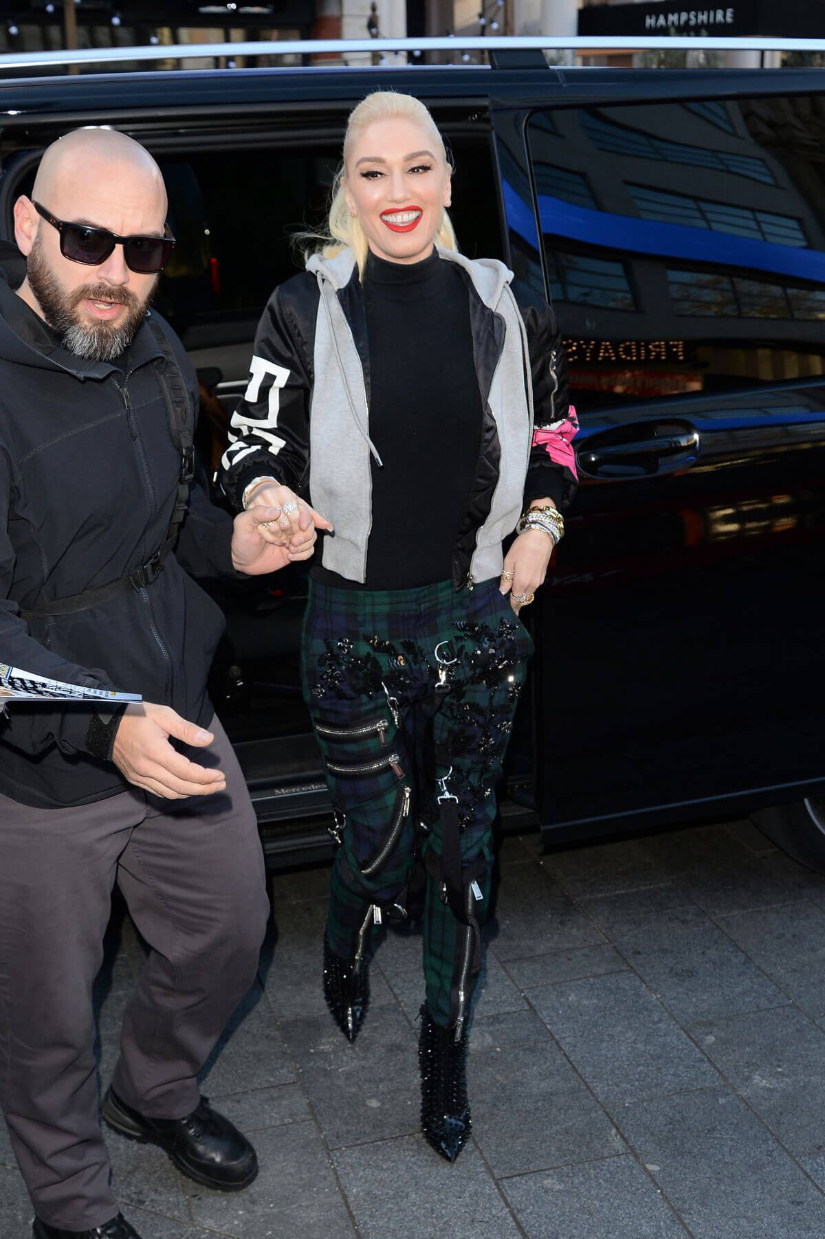 Gwen Stefani Stills Arrives at Global Radio Studios in London