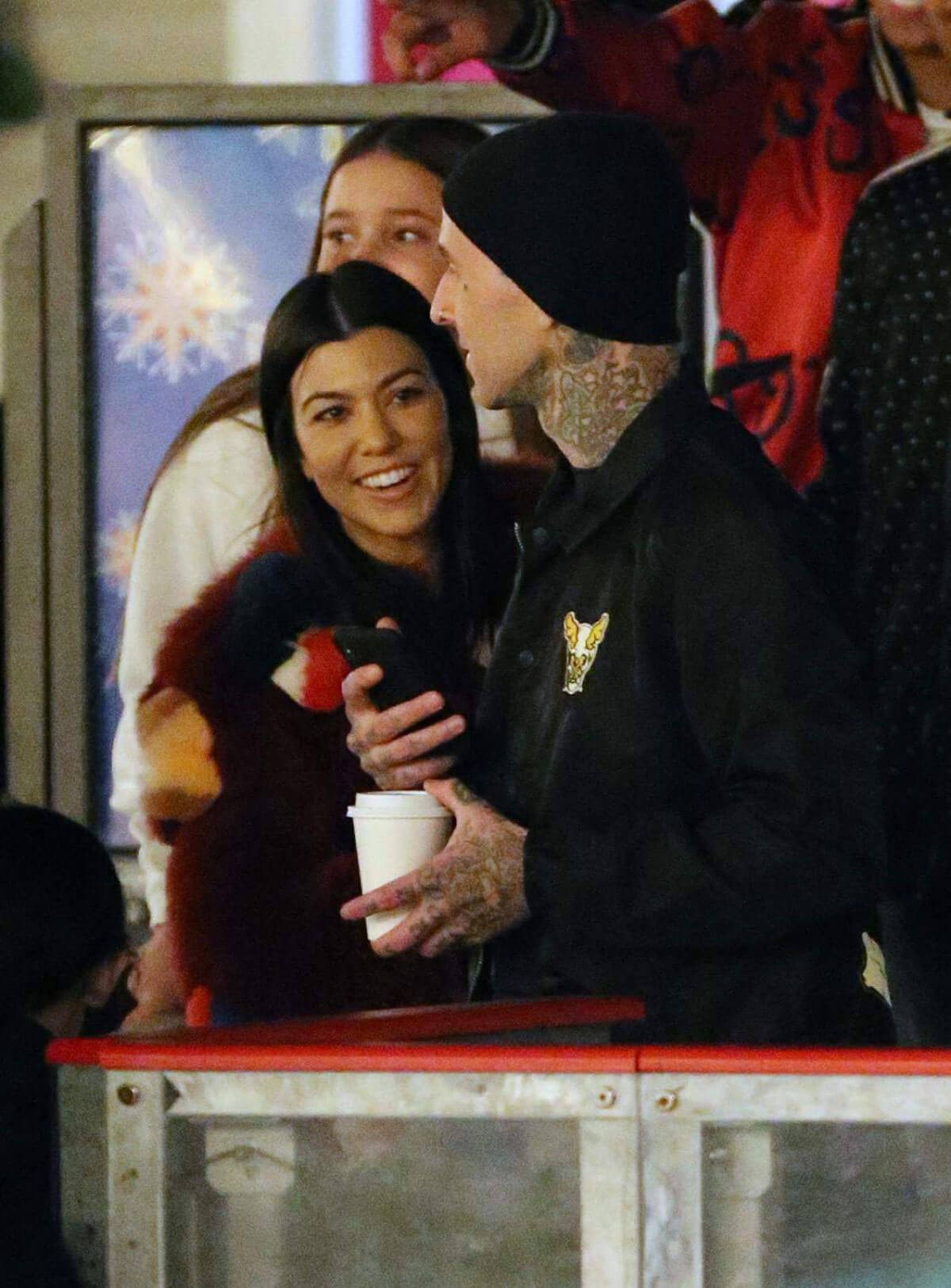 Kourtney Kardashian Stills Ice Skating at a Christmas Party in Thousand Oaks 2017/12/23