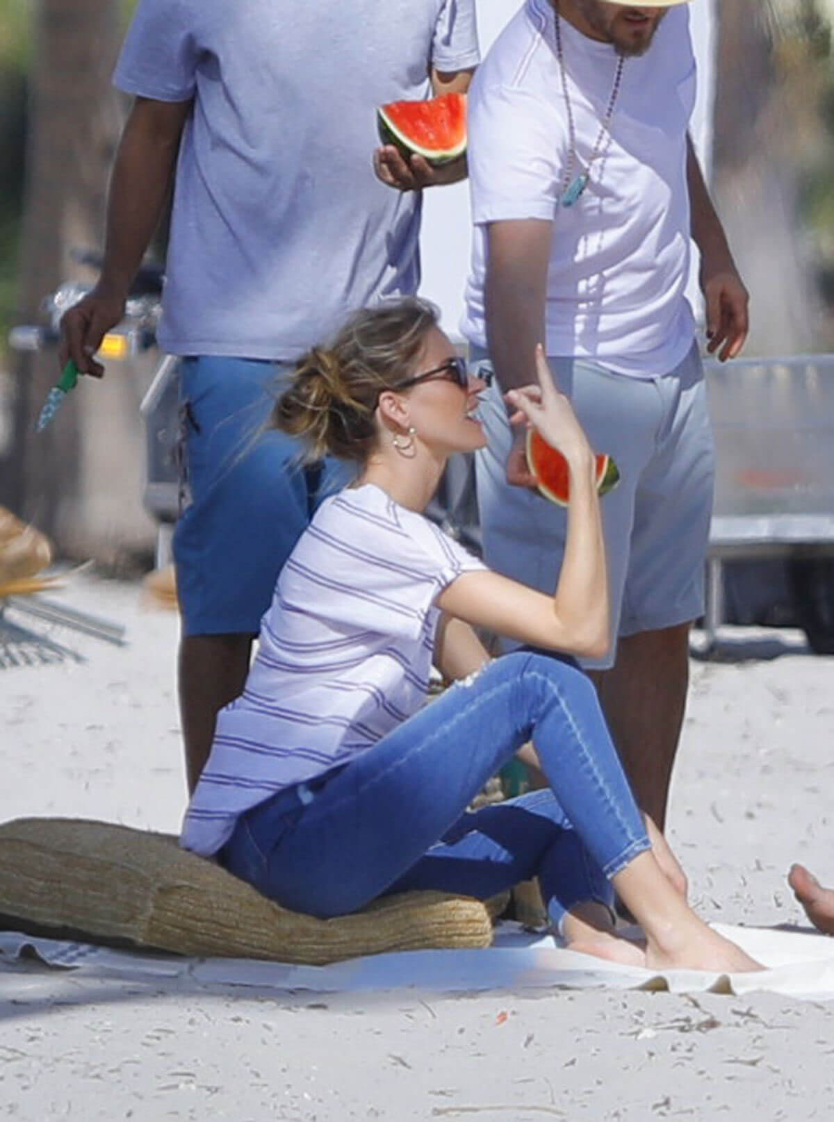 Lais Ribeiro and Martha Hunt Stills at a Beach in Miami 2017/12/01