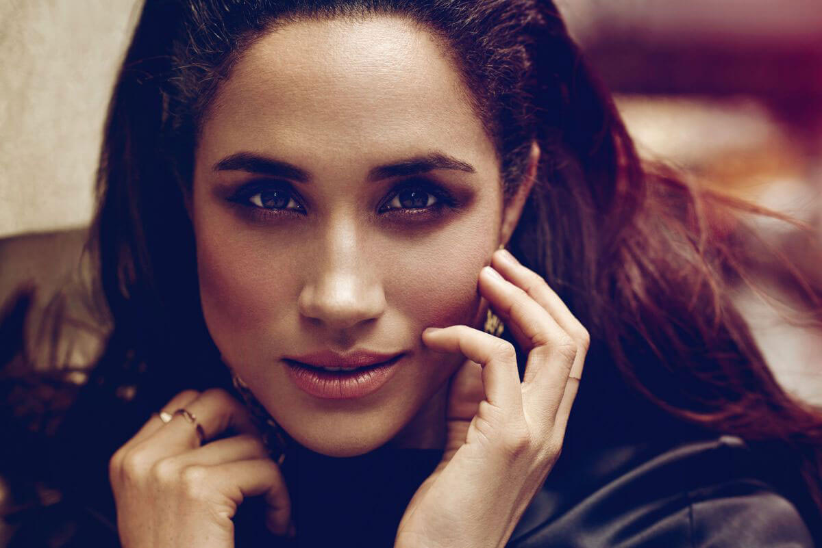 Meghan Markle Poses for Elle Magazine, France December 2017