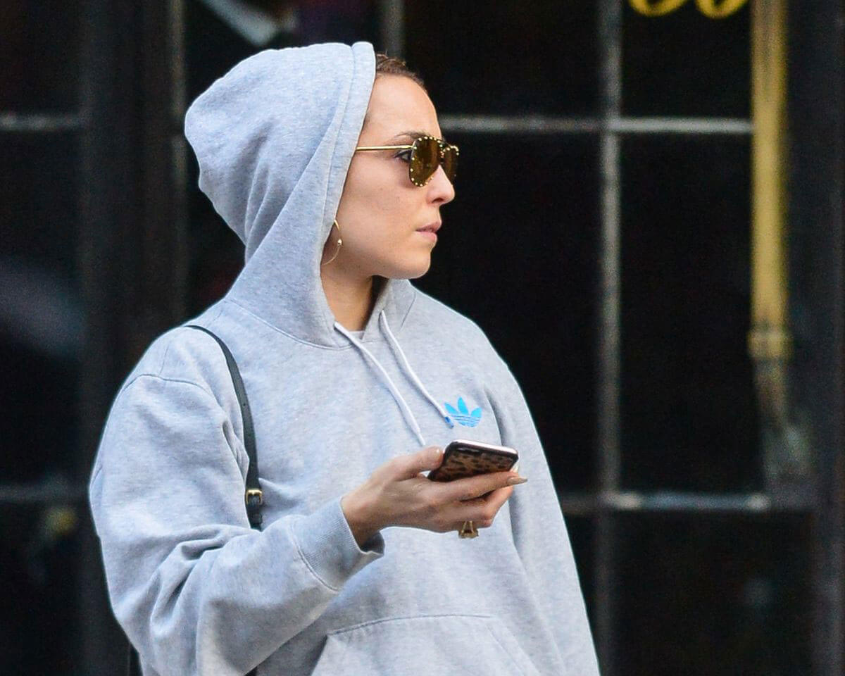 Noomi Rapace Stills Out in New York 2017/12/01