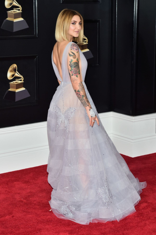 Julia Michaels Stills at Grammy 2018 Awards in New York 2018/01/28 1