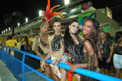 Adriana Lima and Lais Ribeiro Stills at Carnaval Holidays in Rio De Janeiro 2018/02/11 11