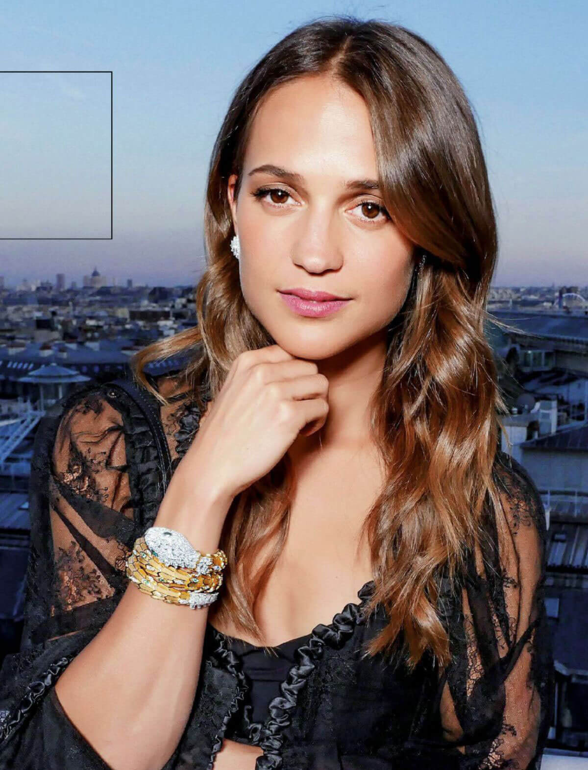 Alicia Vikander Stills in Cleo Magazine, Singapore March 2018 Issue