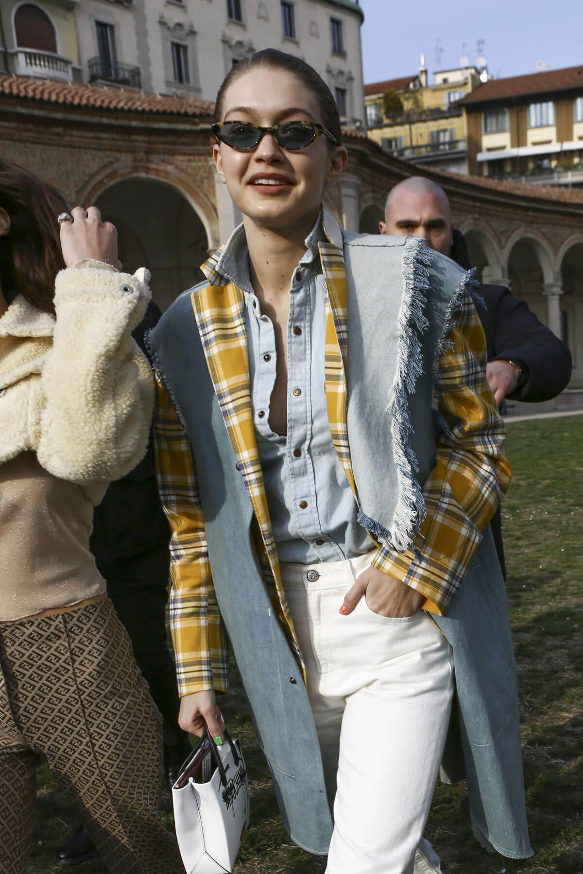 Gigi Hadid Stills at Alberta Ferretti Fashion Show in Milan 2018/02/21