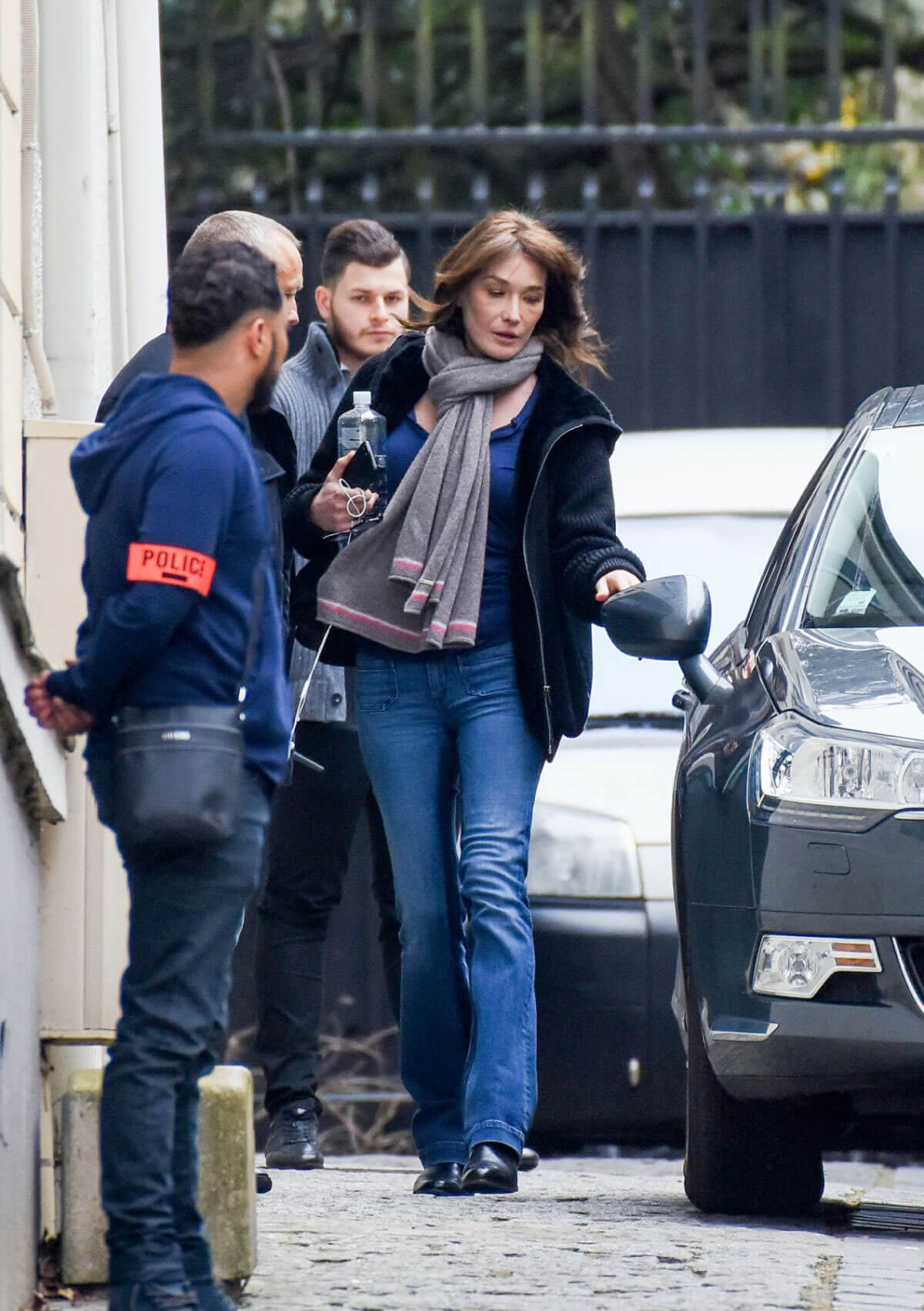 Carla Bruni-Sarkozy Stills Leaves Her Home in Paris 2018/03/23