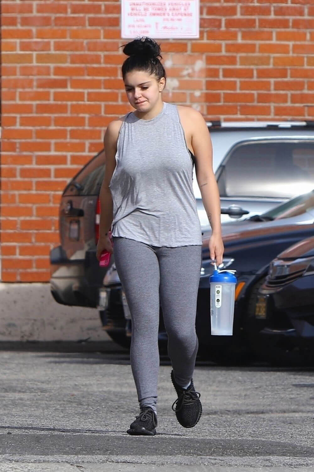 Ariel Winter Stills Arrives at a Gym in Los Angeles 2018/03/30