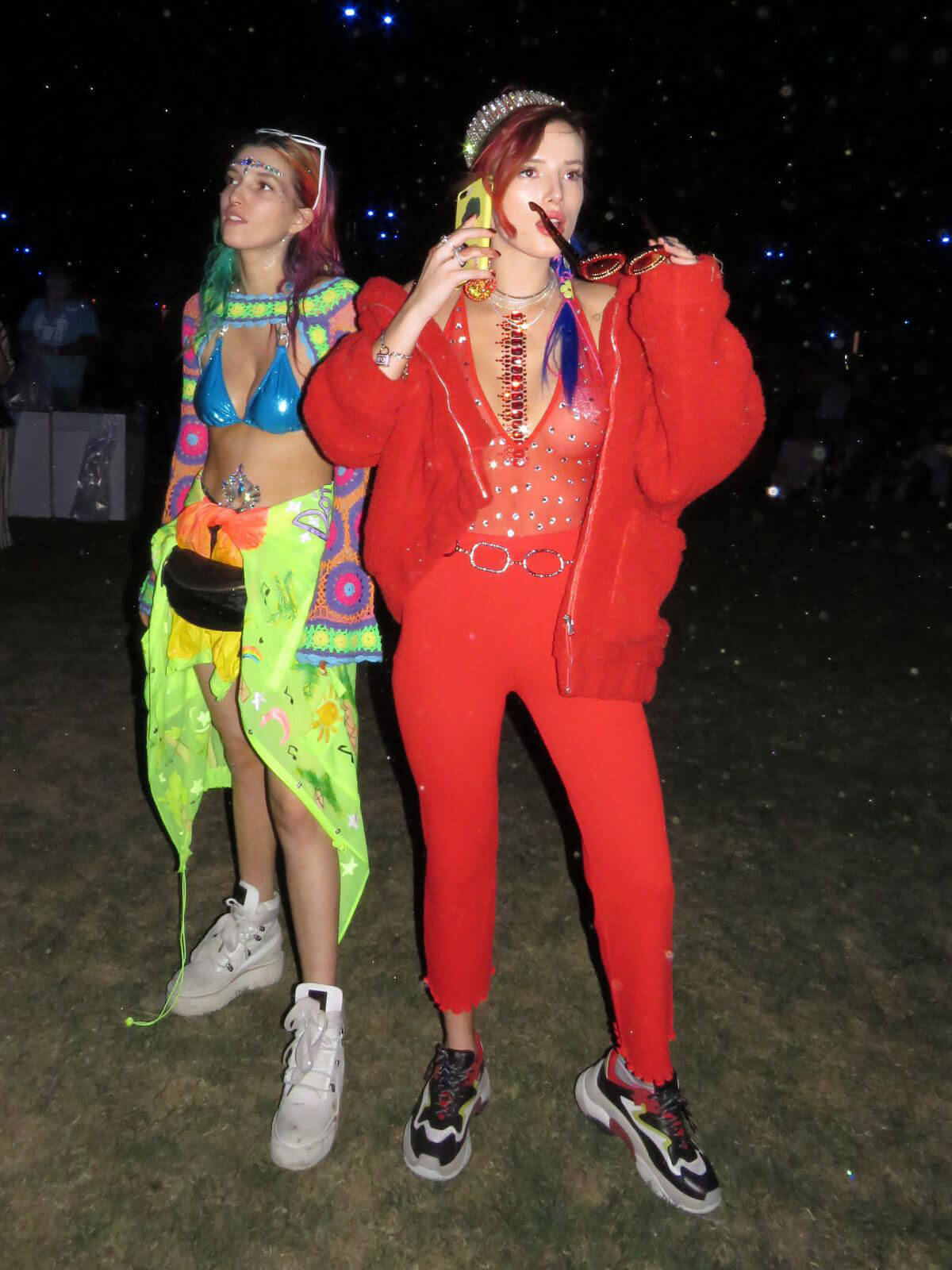 Bella Thorne and Dani Thorne Stills at 2018 Coachella Valley Music and Arts Festival 2018/04/15