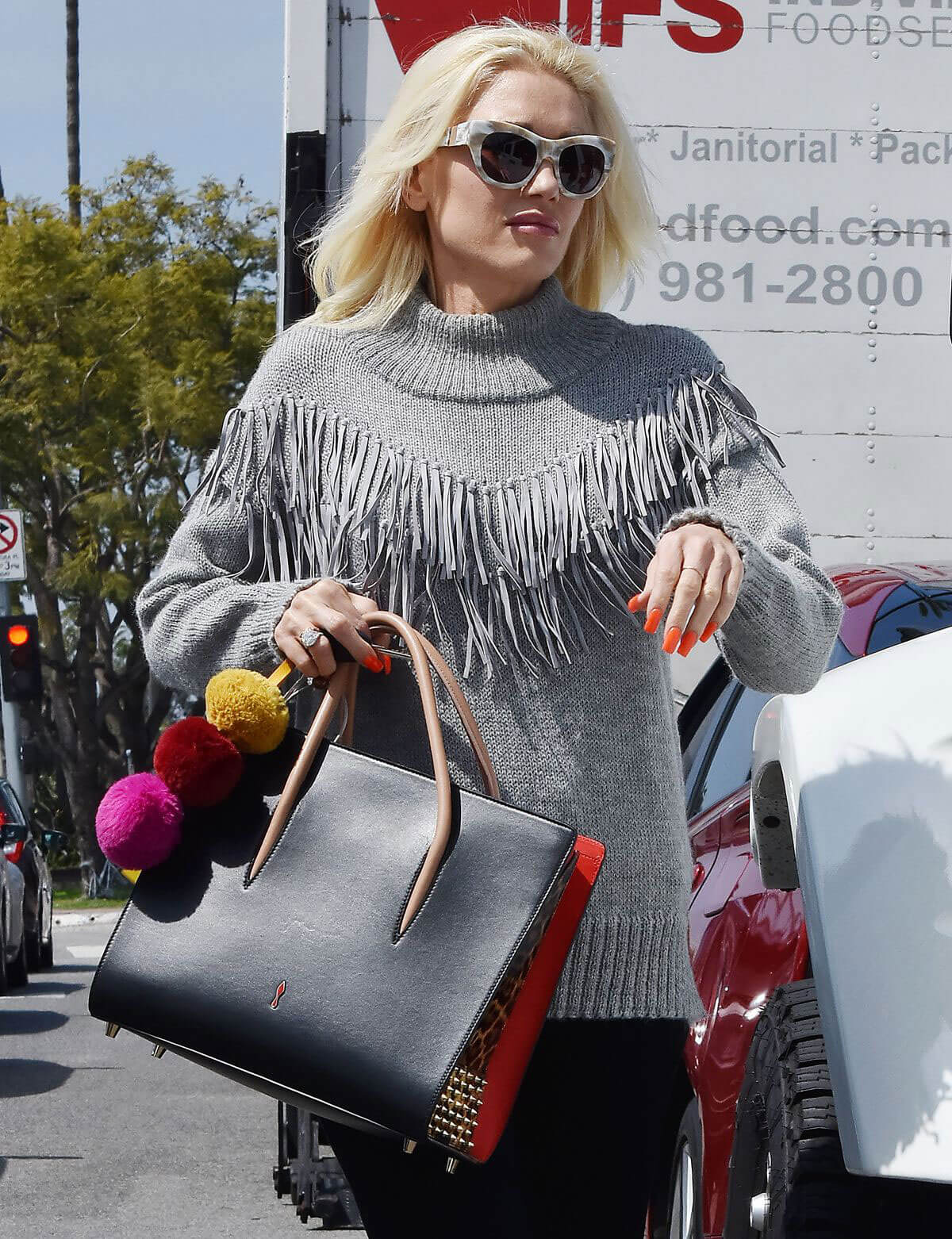 Gwen Stefani Stills Out and About in Los Angeles 2018/04/03