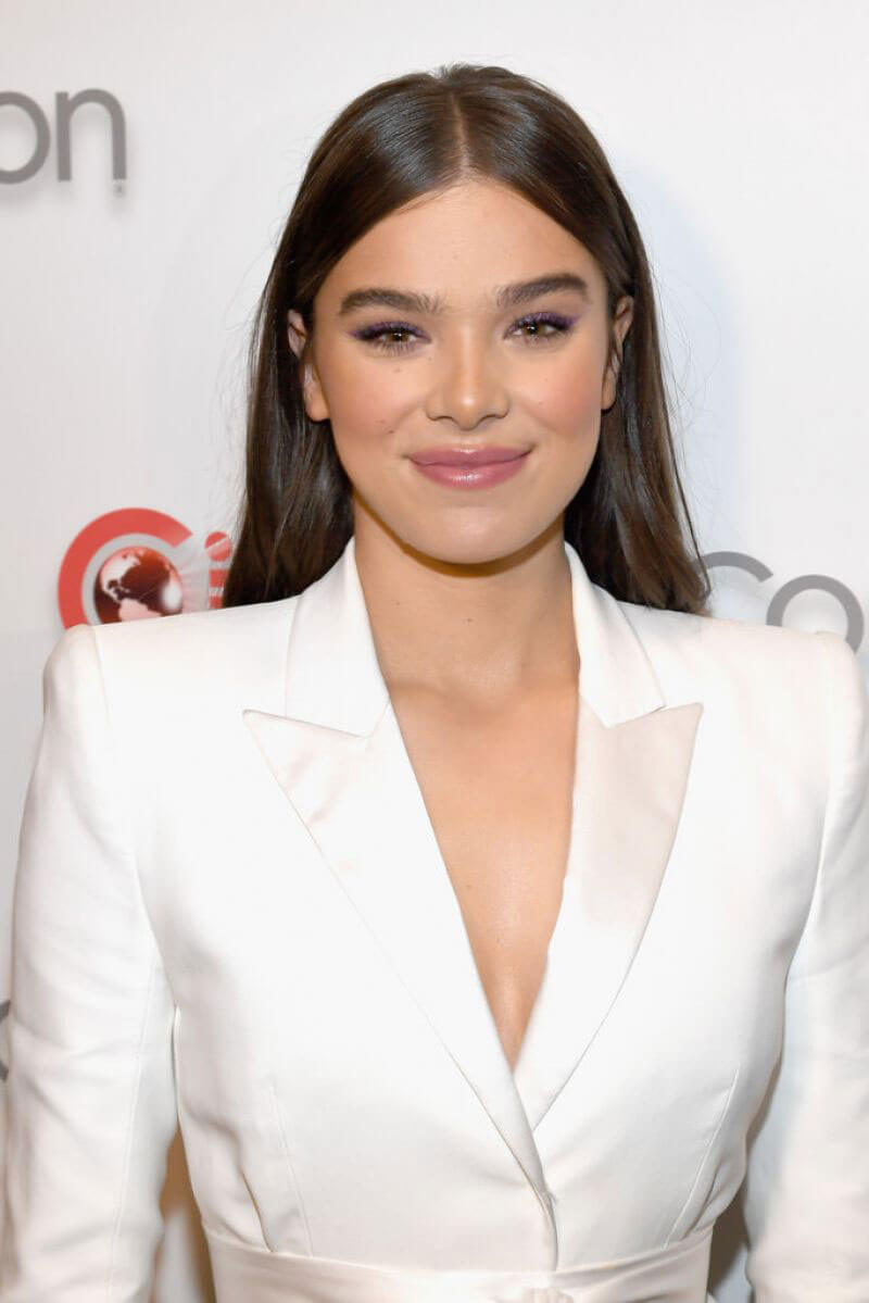 Hailee Steinfeld Stills at Paramount Pictures Presentation at Cinemacon in Las Vegas 2018/04/25