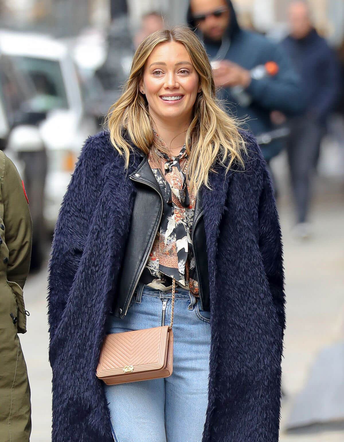 Hilary Duff Stills Out and About in New York 2018/04/01