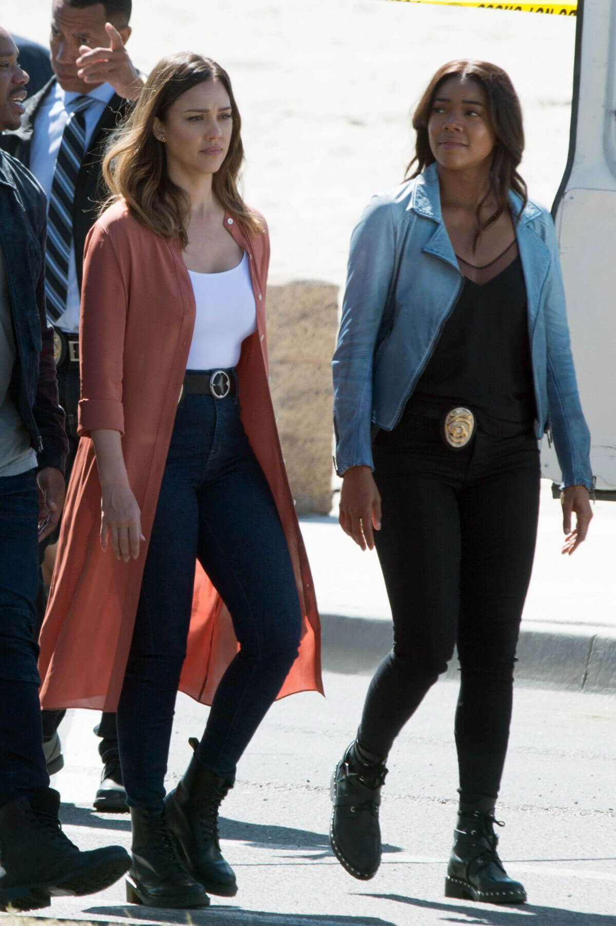 Jessica Alba and Gabrielle Union Stills on the Set of An Untitled Bad Boys Spinoff in Los Angeles 2018/03/28