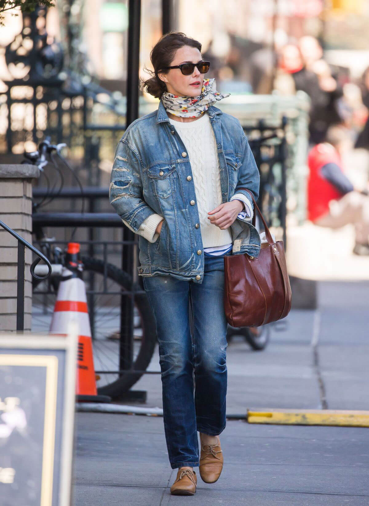 Keri Russell Stills Out Shopping in New York 2018/04/20