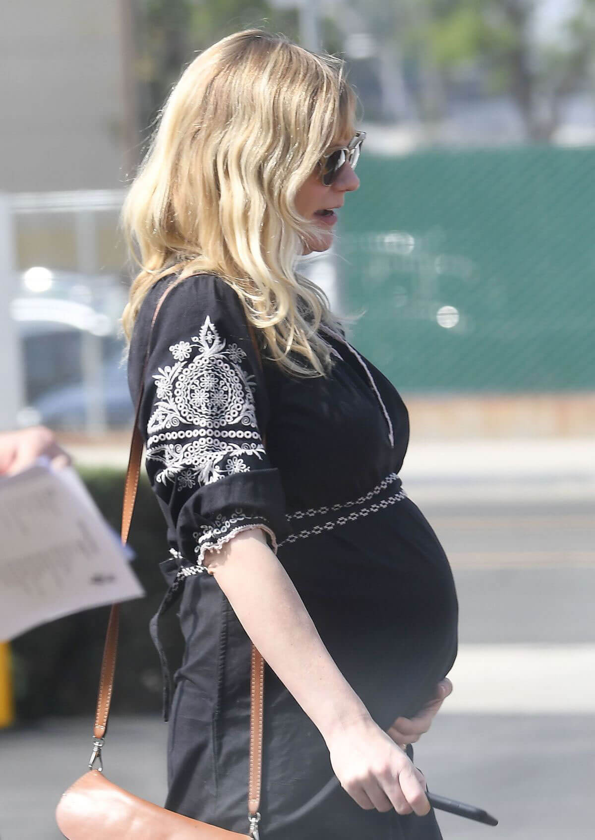 Pregnant Kirsten Dunst Stills Arrives at Sunday Church Service on Easter in Los Angeles 2018/04/01