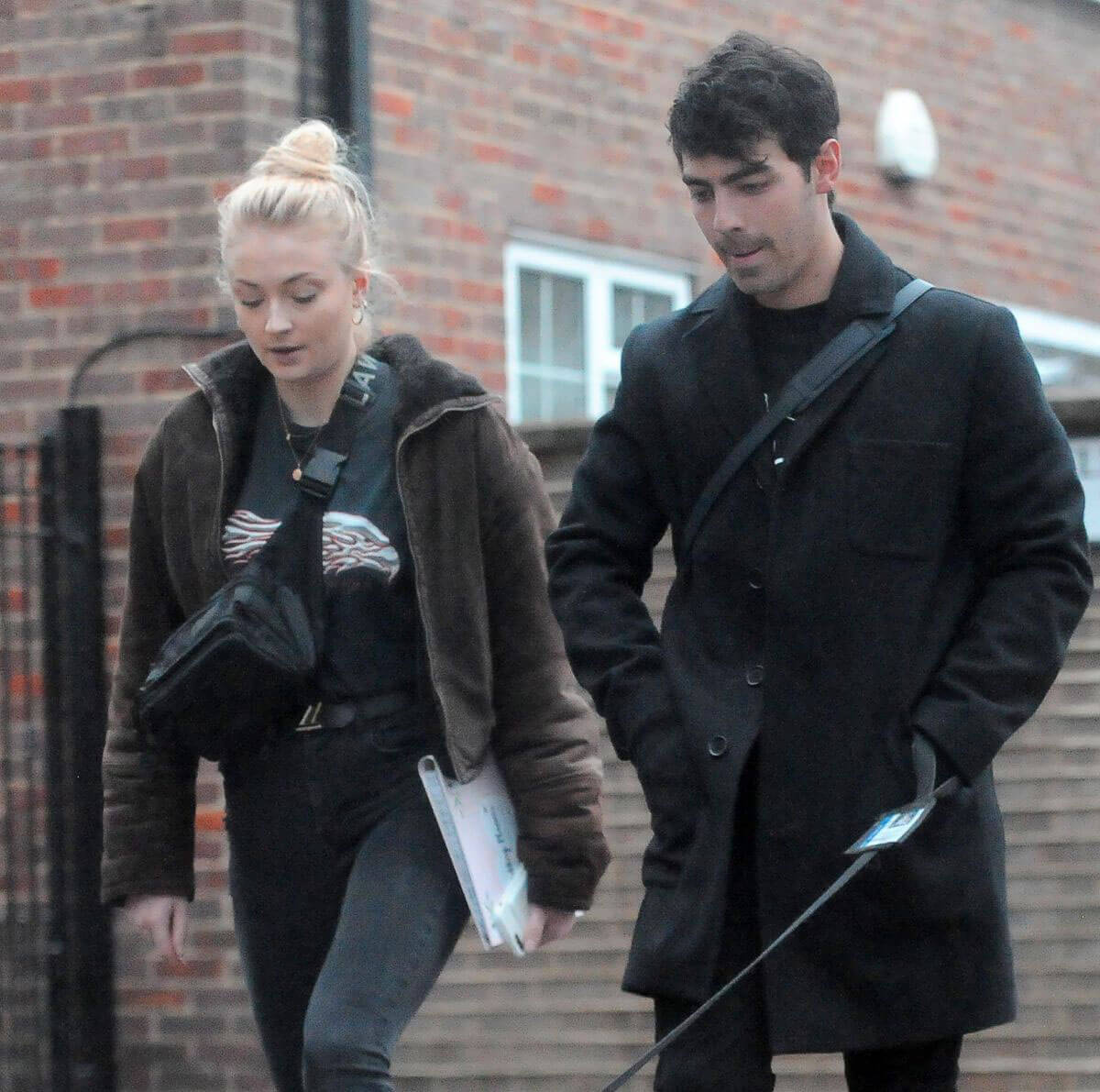 Sophie Turner and Joe Jonas Stills Walks Their Dog Out in London 2018/04/03