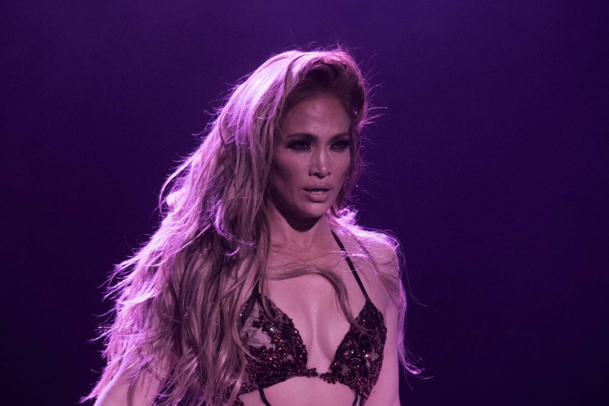 Jennifer Lopez Stills Performs at All I Have Show in Las Vegas 2018/05/17