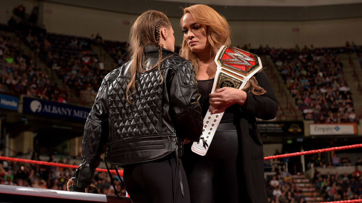 Ronda Rousey and Nia Jax with Stephanie McMahon for Signing for WWE Money in the Bank 2018/05/21