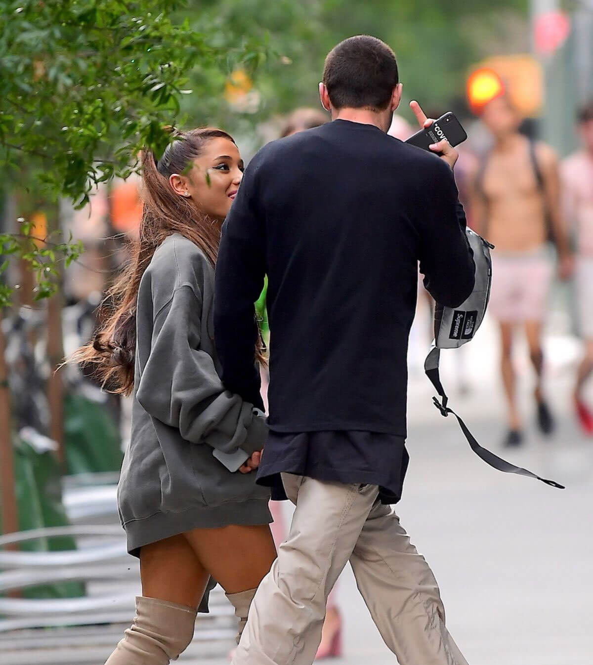 Ariana Grande and Pete Davidson Out in New York 2018/06/24