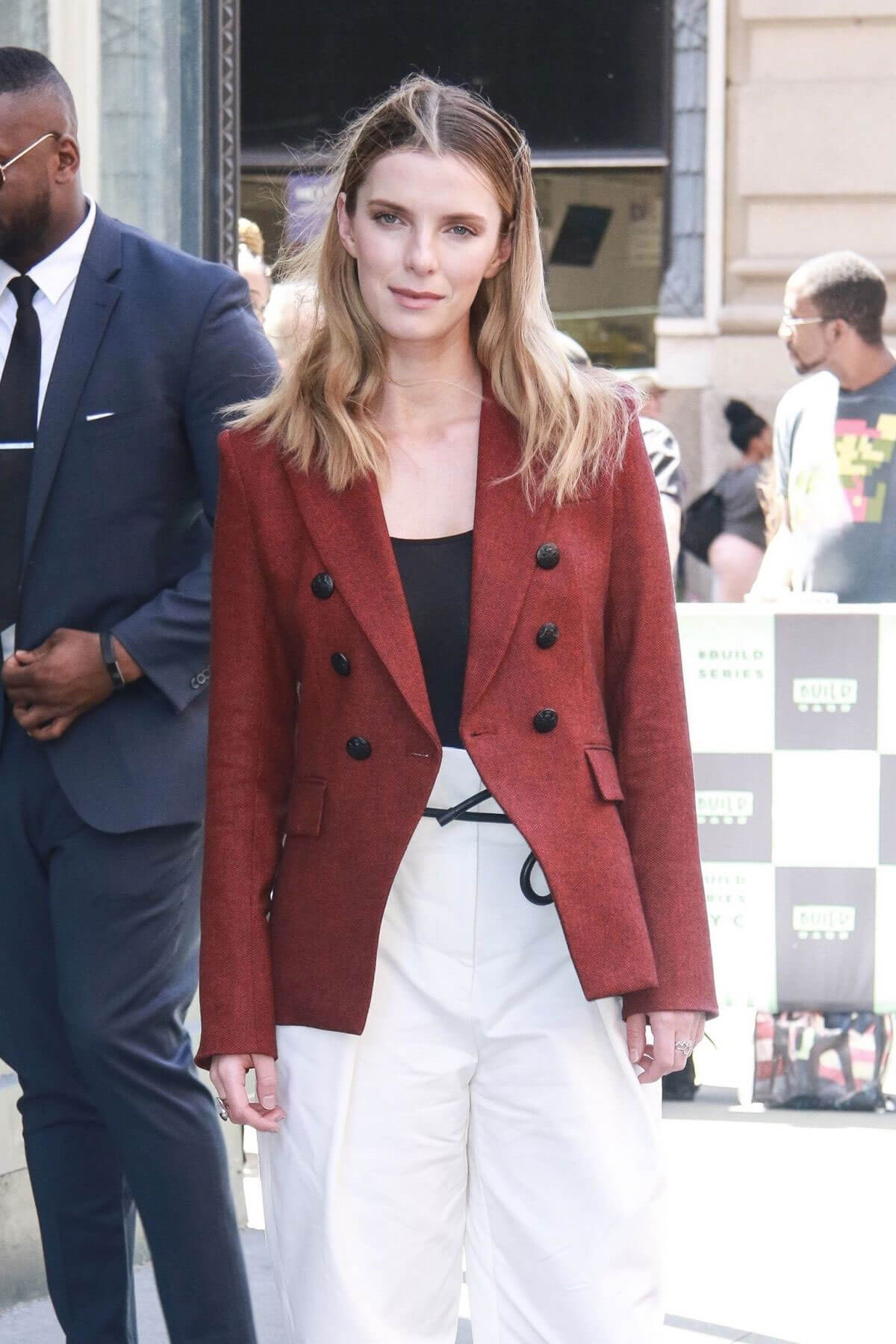 Betty Gilpin at AOL Build in New York 2018/06/14